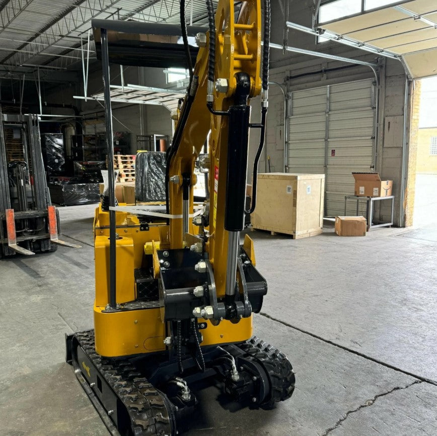 AGT H15 1.5 ton 13.5HP RATO Mini Excavator with pilot control system